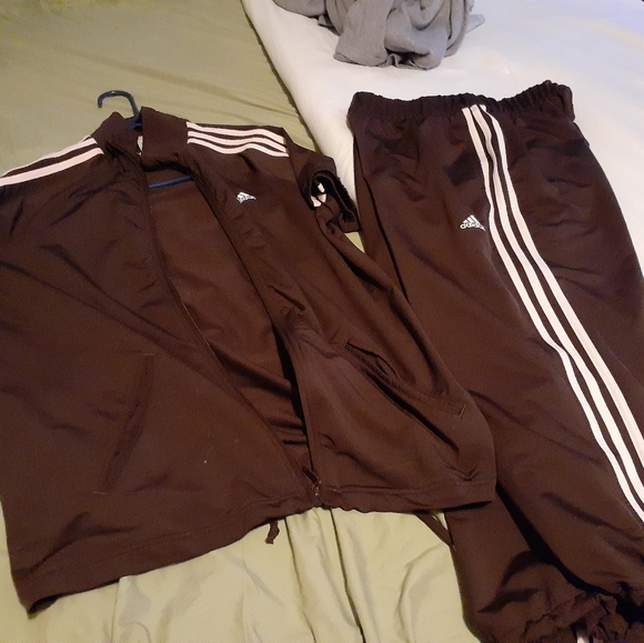 womens adidas sweatsuit